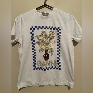 Ganni- T-shirt